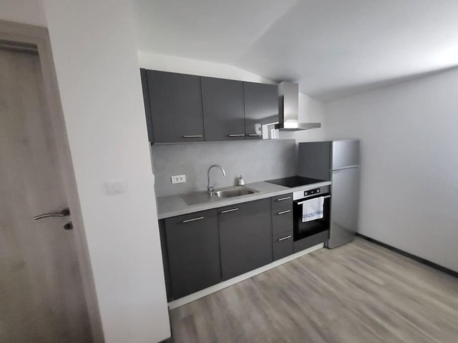 Jack Apartments Марібор Екстер'єр фото