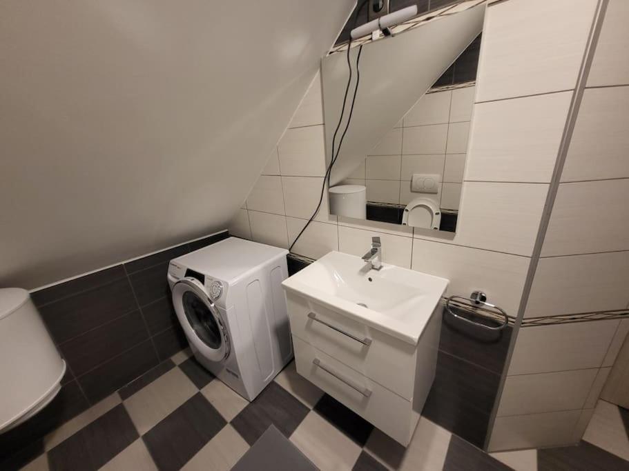 Jack Apartments Марібор Екстер'єр фото